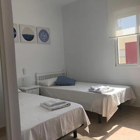 Resplandeciente Apto Cerca De La Playa En By Batuecas Apartamento *